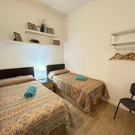 Flor Bed & Breakfast 3*